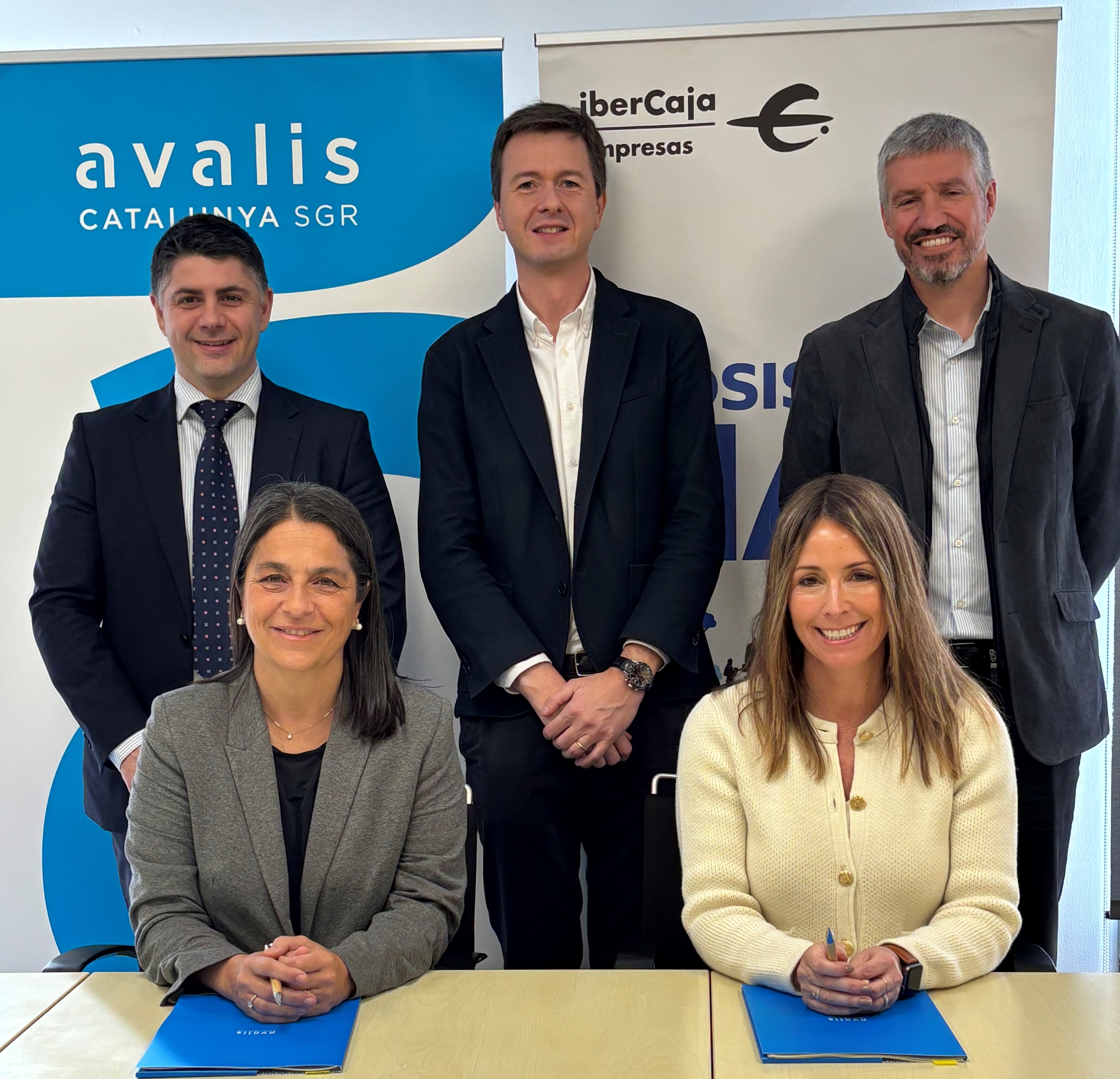 Avalis de Catalunya e Ibercaja firman un acuerdo para facilitar el crédito a pymes y autónomos